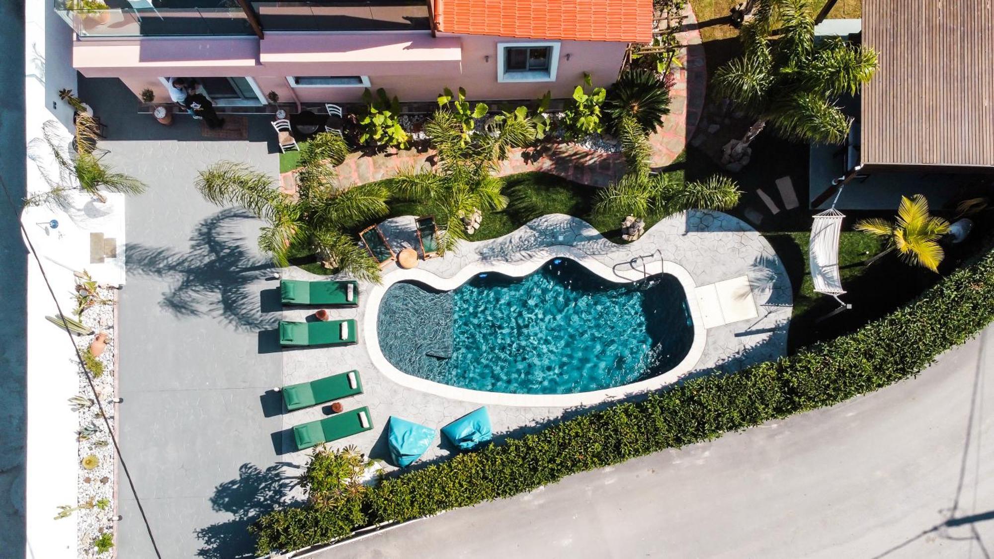 Antonakisvilla - Luxury Pool, Jacuzzi & Seaview Retreat Villa *