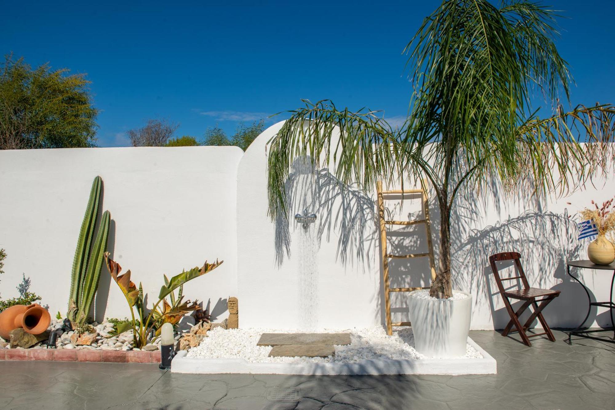 Villa Antonakisvilla - Luxury Pool, Jacuzzi & Seaview Retreat Kremastí