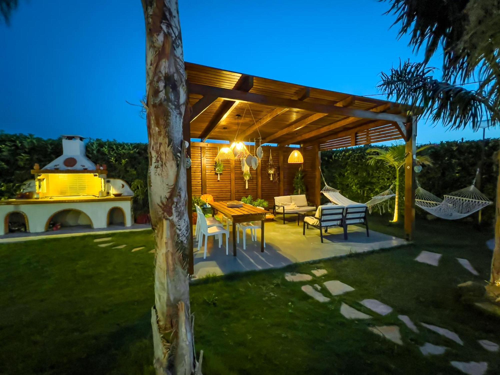 Villa Antonakisvilla - Luxury Pool, Jacuzzi & Seaview Retreat Kremastí